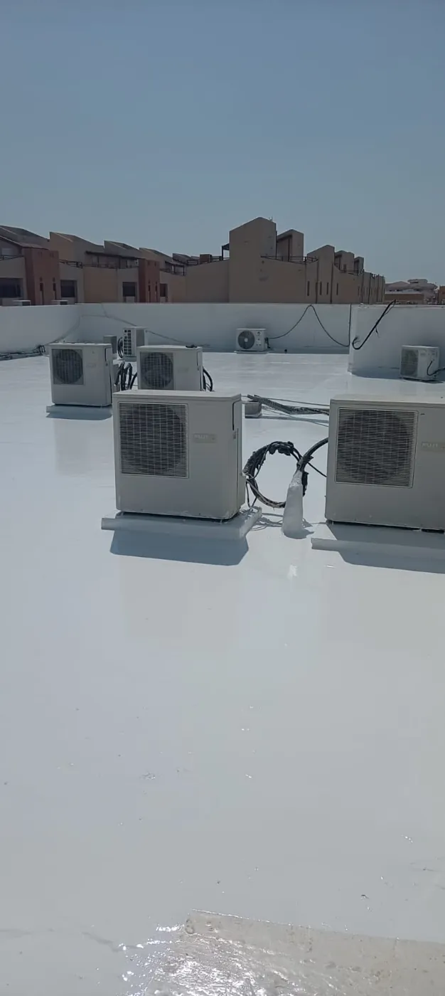 Completed roof: Reflective finish around AC plinths.
